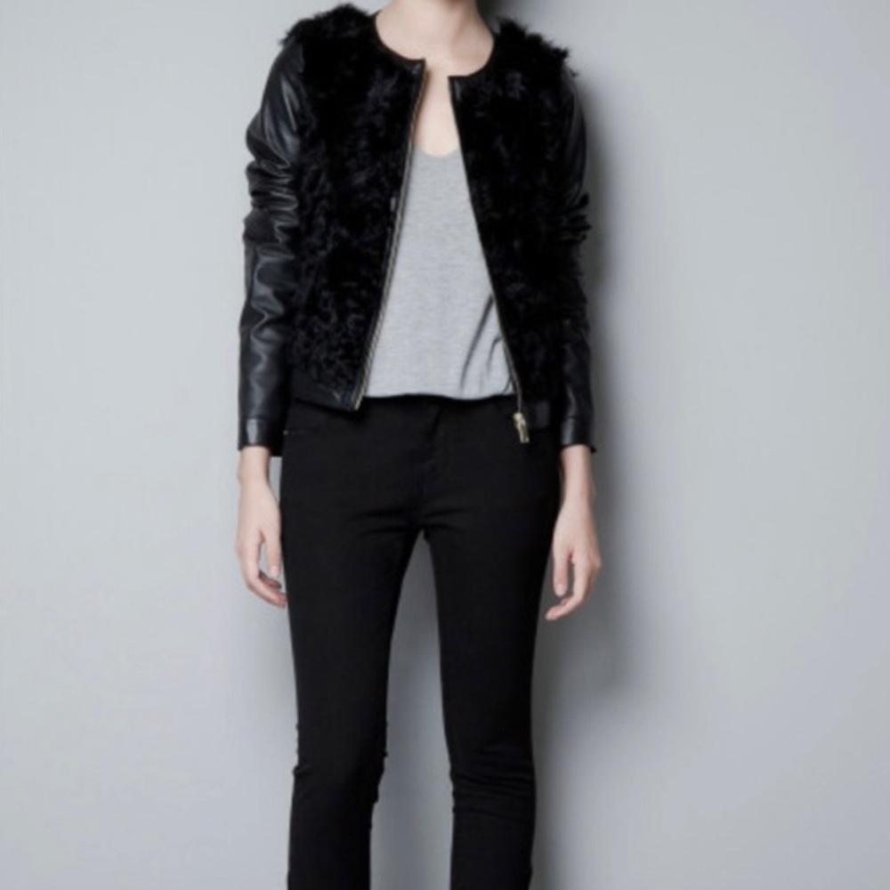 ZARA Black Faux Fur and Vegan Leather Moto Jacket Size Medium